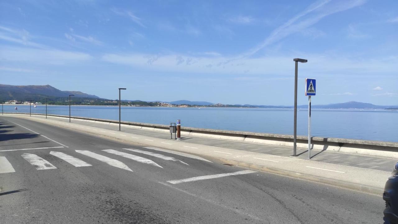 En Ribeira para 4 céntrico con parking Esterno foto